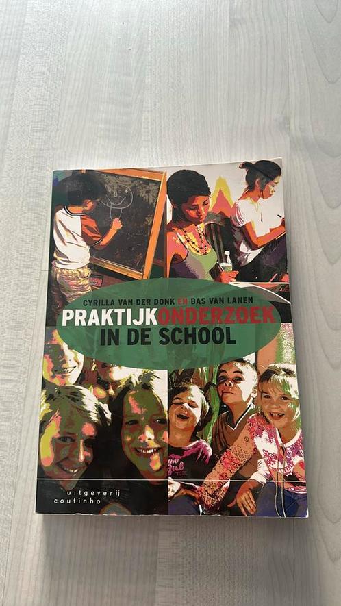 Cyrilla van der Donk - Praktijkonderzoek in de school, Livres, Science, Utilisé, Enlèvement ou Envoi
