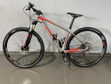 VTT   BH  CARBONE