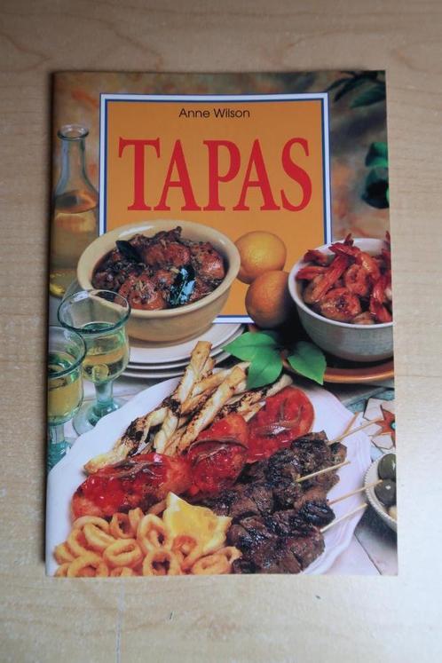 Receptenboek : TAPAS, Livres, Livres de cuisine, Comme neuf, Tapas, Snacks et Dim Sum, Espagne, Enlèvement ou Envoi