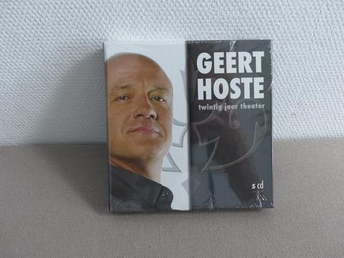 CD Box Geert Hoste - 20 jaar theater, Cd's en Dvd's, Cd's | Humor en Cabaret, Nieuw in verpakking, Ophalen of Verzenden