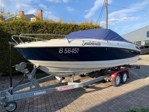 Bayliner 652 cuddy cabin met trailer, Watersport en Boten, Speedboten, Gebruikt, 6 meter of meer, Benzine, 200 pk of meer, Polyester