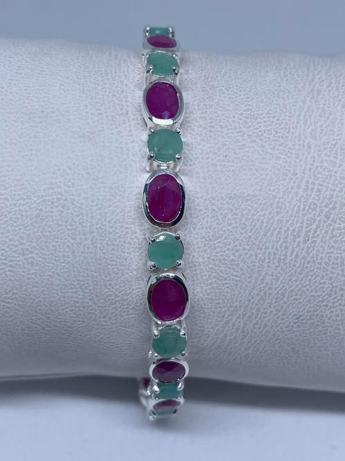 Zilveren armband met echte natuurlijke robijn en smaragd, Bijoux, Sacs & Beauté, Bracelets, Neuf, Argent, Rouge, Avec bracelets à breloques ou perles