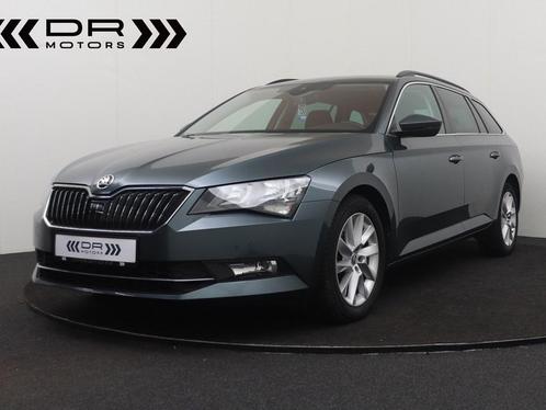 Skoda Superb 1.6TDI AMBITION DSG - ADAPTIVE CRUISE - DAB -, Autos, Skoda, Entreprise, Superb, ABS, Régulateur de distance, Airbags