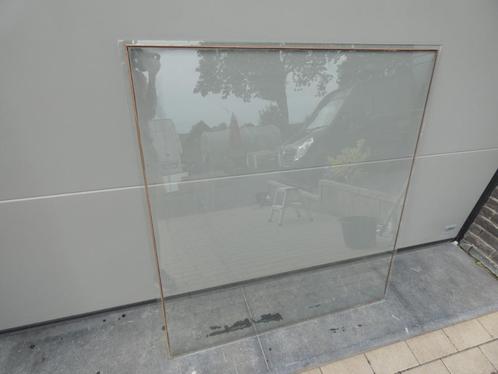 Plaque de verre 106 cm x 115 cm x 6 mm d'épaisseur, Bricolage & Construction, Vitres, Châssis & Fenêtres, Panneau vitré, 80 à 120 cm