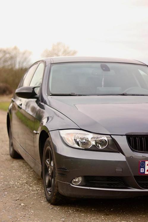 BMW 318D , 2.0, Autos, BMW, Particulier, Série 3, ABS, Caméra de recul, Airbags, Air conditionné, Alarme, Android Auto, Bluetooth