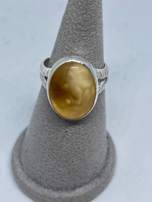 Zilveren ring met amber / barnsteen maat 15,5, Bijoux, Sacs & Beauté, Bagues, Neuf, Femme, Plus petit que 17, Argent, Argent, Avec pierre précieuse
