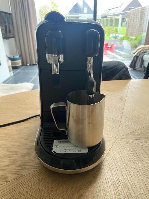 Sage Nespresso Creatista Uno - aangekocht in 03/2022, Elektronische apparatuur, Koffiezetapparaten, Gebruikt, Koffiepads en cups