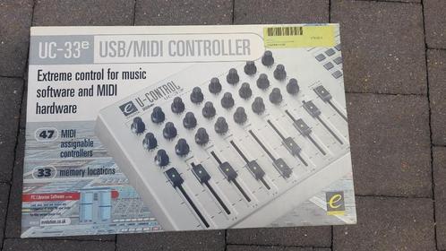 M-Audio UC33e MIDI controller, Musique & Instruments, DJ sets & Platines, Comme neuf, DJ-Set, Autres marques, Enlèvement