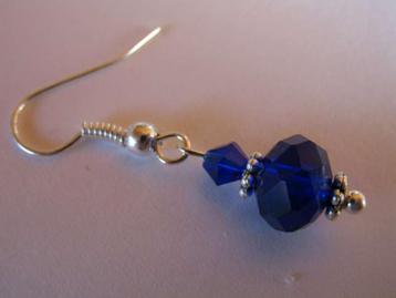 Oorringen: kristal en Swarovski: cobalt blauw