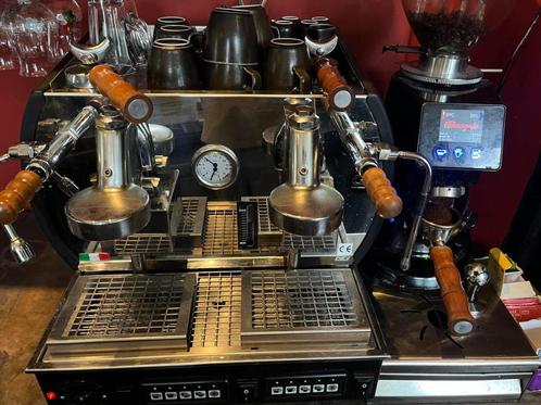 Espressomachine Halfautomaat Nuova Era + Koffiemolen Fiorenz, Electroménager, Cafetières, Utilisé, Café moulu, Café en grains