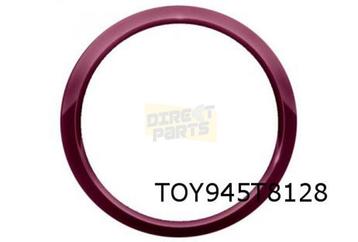 Toyota Aygo (7/14-) Ring van Naafdeksel groot (reddish purpl