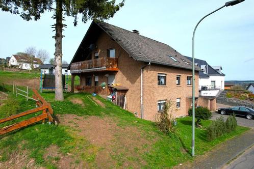 Rustig gelegen, vrijstaand 3-familiehuis in de Eifel, Immo, Étranger, Allemagne, Maison d'habitation, Village