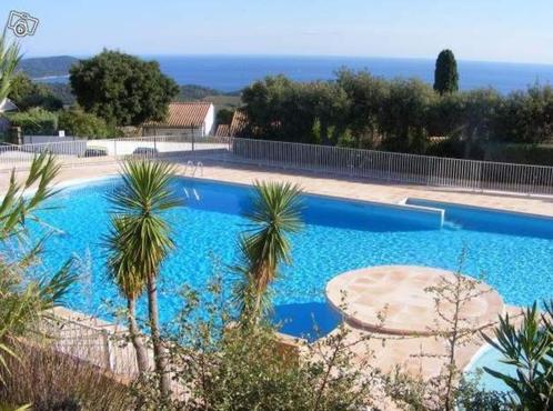 sfeervol ingericht op het schiereiland Saint-Tropez, Vakantie, Vakantiehuizen | Frankrijk, Provence en Côte d'Azur, Appartement