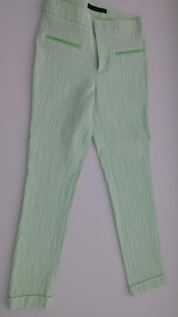 Pantalon Zara blanc et vert taille XS. Porté deux fois
