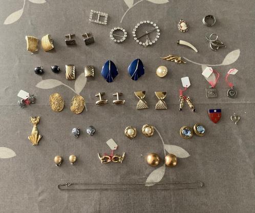 Vintage juwelen - oorbellen e.a., Bijoux, Sacs & Beauté, Boucles d'oreilles, Utilisé, Pendantes, Autres matériaux, Enlèvement ou Envoi