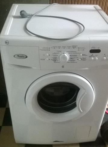 machine à laver avec bain à remous
