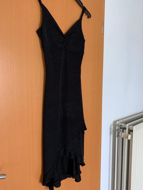 Robe Divided H&M T.36 - noire - tres très très peu portée, Vêtements | Femmes, Robes, Comme neuf, Taille 36 (S), Noir, Au-dessus du genou