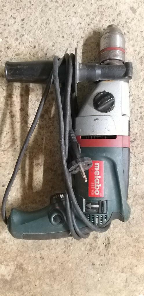 Metabo SBE 705 in gebruikte staat...., Bricolage & Construction, Outillage | Foreuses, Utilisé, Perceuse, 600 watts ou plus, Mécanisme de percussion