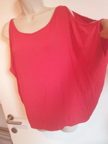 T-shirt rouge ouvert taille unique