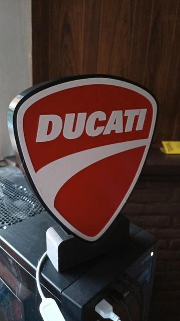 lampe d'ambiance ducati