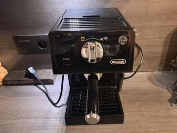 Koffiemachine Delonghi zo goed als nieuw!
