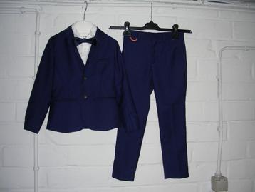 Kostuum (broek + vest + hemd + strikje + das), CKS, maat 116