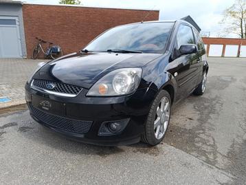 FORD FIESTA 1.3 BENZINE 145DKM / AIRCO / GEKEURD /