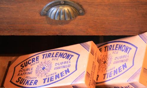 2 pakken SUCRE TIRLEMONT uit 1940 van 1 kilo suiker, Antiek en Kunst, Curiosa en Brocante, Ophalen of Verzenden
