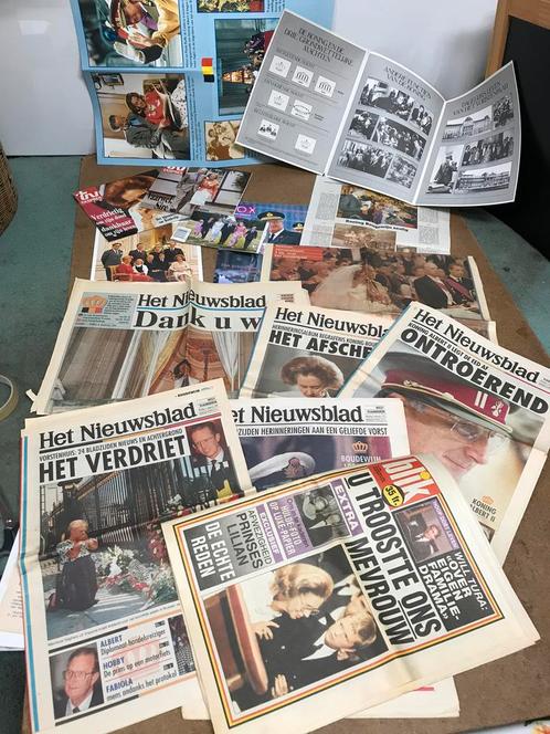 Koningshuis foto’s krantenknipsels, Collections, Revues, Journaux & Coupures, Coupure(s), Enlèvement ou Envoi