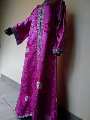 Robe orientale longue 