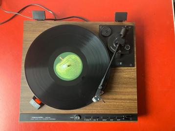 Realistic LAB-440 - Automatic Direct-Drive Record Player
