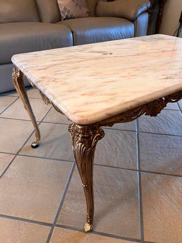 TABLE EN MARBRE 