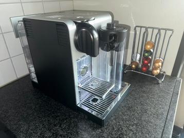 Nespresso - DeLonghi Lattissima Pro