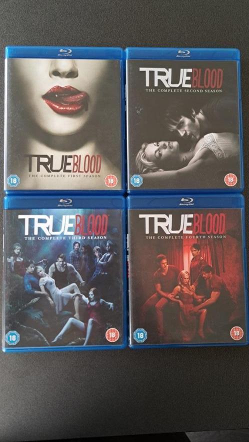 True blood, seizoen 1-4 (blu-ray), CD & DVD, Blu-ray, Comme neuf, TV & Séries télévisées, Enlèvement ou Envoi