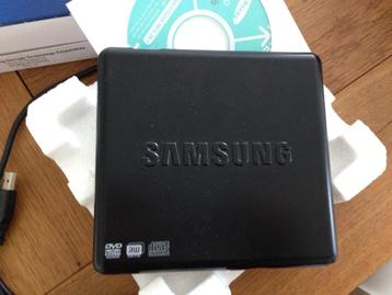 DVD Slim External DVD Writer Samsung WriteMaster  SE-S084 