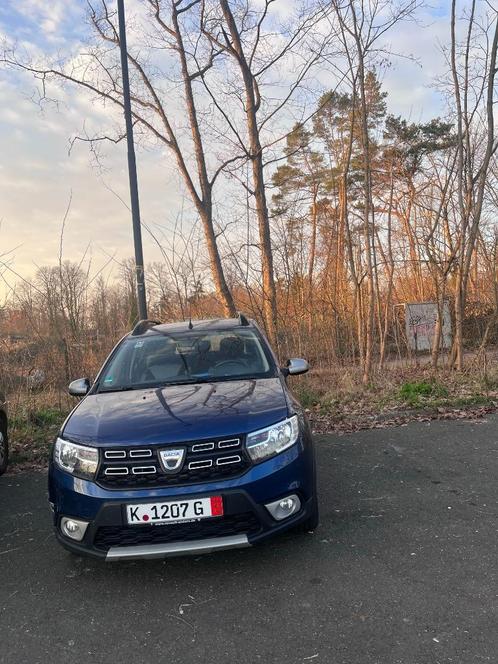 Dacia sandero stepawy 2019 / EURO6, Autos, Dacia, Particulier, Sandero, Airbags, Air conditionné, Bluetooth, Éclairage LED, Peinture métallisée