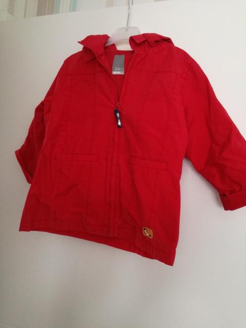 veste d'été rouge de la marque Staccato, taille 104, Enfants & Bébés, Vêtements enfant | Taille 104, Utilisé, Fille, Manteau, Enlèvement ou Envoi
