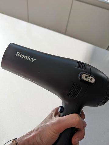 Haardroger Bentley met automatisch snoer