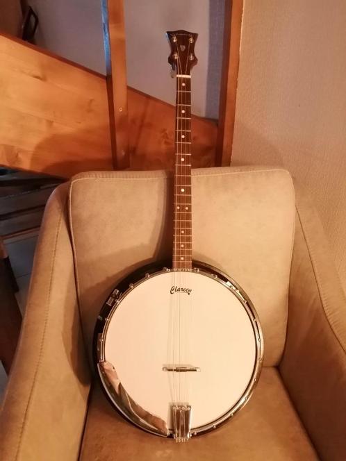 Ierse tenor banjo Clareen, Musique & Instruments, Instruments à corde | Banjos, Comme neuf, Banjo ténor, Enlèvement ou Envoi