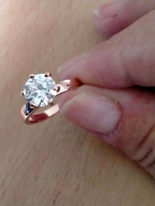 Nieuwe ring, 2 karaat,diamanttest positief!, Bijoux, Sacs & Beauté, Bagues, Neuf, Femme, 17 à 18, Blanc, Argent, Avec pierre précieuse