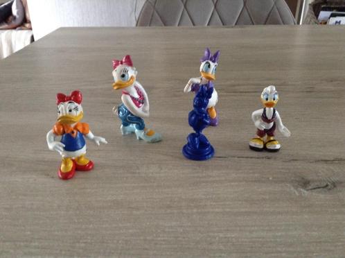Différents personnages de Disney Daisy Duck (5-7 cm), Collections, Jouets miniatures, Comme neuf, Enlèvement ou Envoi