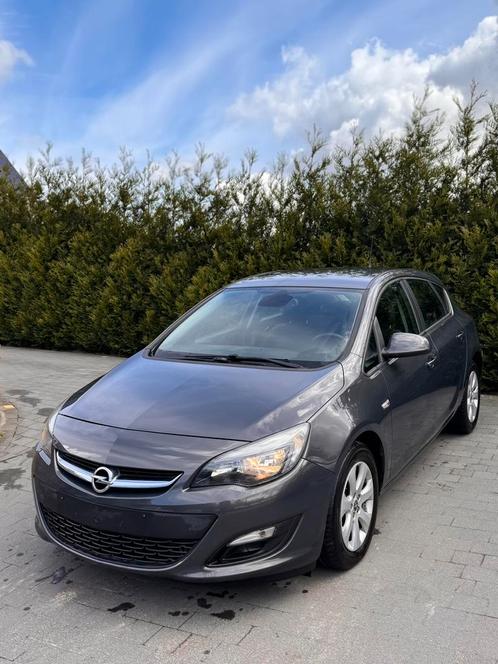 OPEL ASTRA 1.4 120 ch 6 vitesses 119 000 km, Autos, Opel, Particulier, Astra, ABS, Phares directionnels, Airbags, Air conditionné