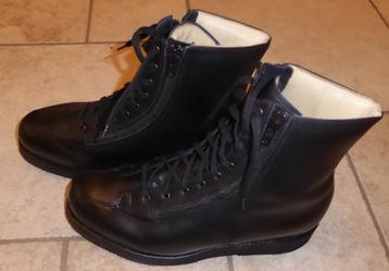 Zwarte  boots  heren  " Parachoc  " m 43/ Nieuw