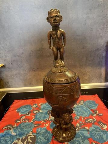 Hogon cup ( Ogo banya ). Herkomst: Mali 40 cm