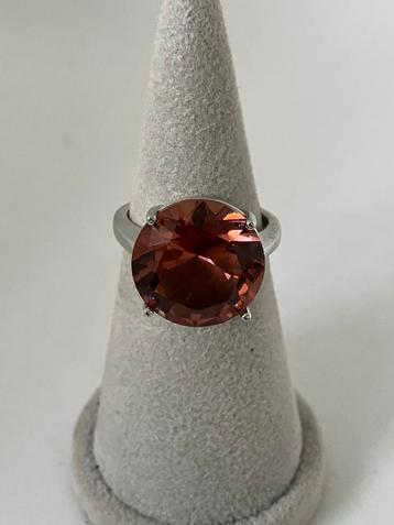 Zilveren dames ring met zultaniet