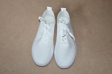 Nieuwe witte sneakers SPOR7 - maat 39