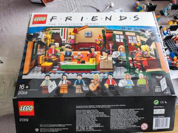 Lego Friends set 21319 complet