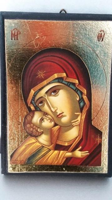Geërfd. PRACHTIGE op de gouden plaat het beeld van Maria.  