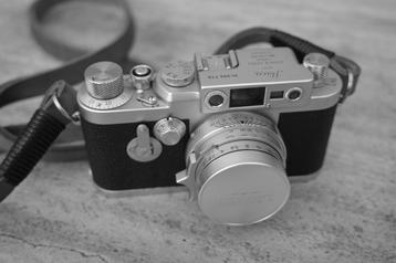 Leica IIIG (zonder lens)