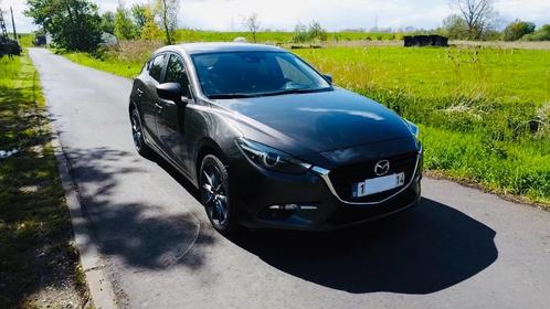 Mazda 3, Auto's, Mazda, Particulier, ABS, Achteruitrijcamera, Airbags, Airconditioning, Alarm, Bluetooth, Boordcomputer, Centrale vergrendeling